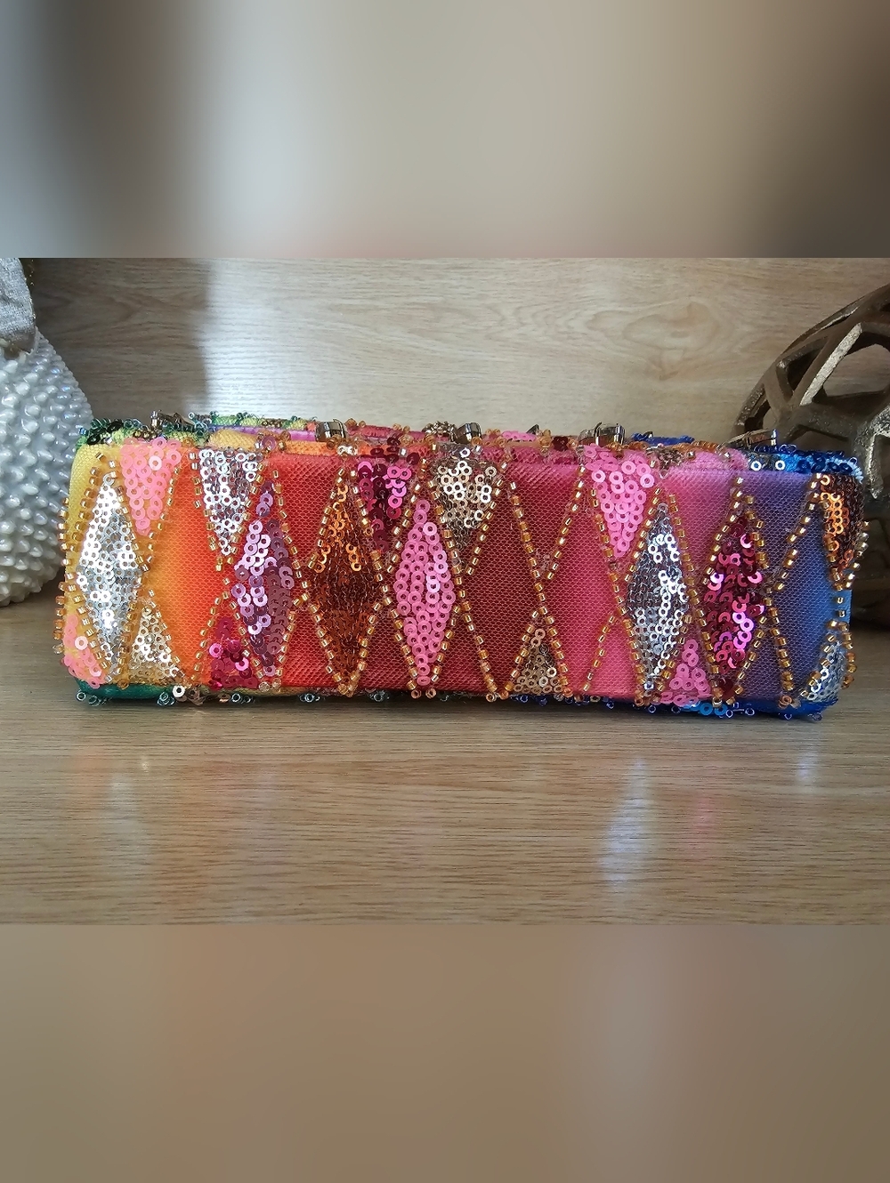 Kurt Geiger Medium Sequin Kesington Bag. - Picture 10 of 10